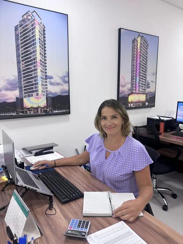 Luciana Cruppi<span>Financeiro